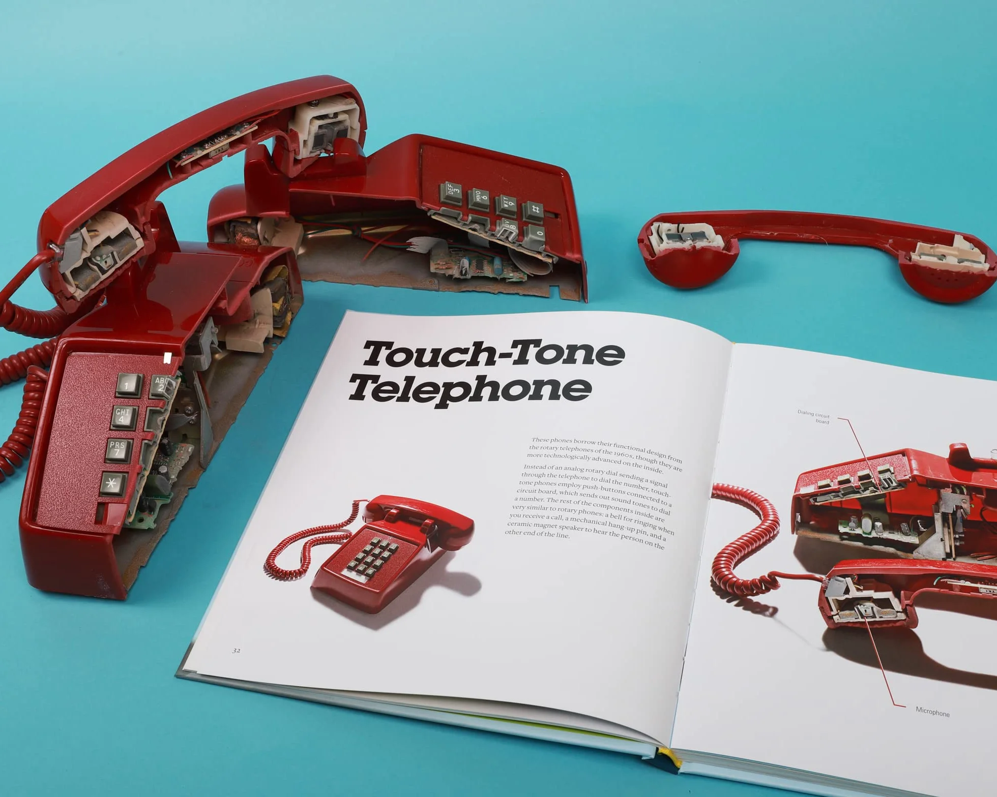 Cut in Half: The Hidden World Inside Everyday Objects (Pop Science and Photography Gift Book, How Things Work Book)