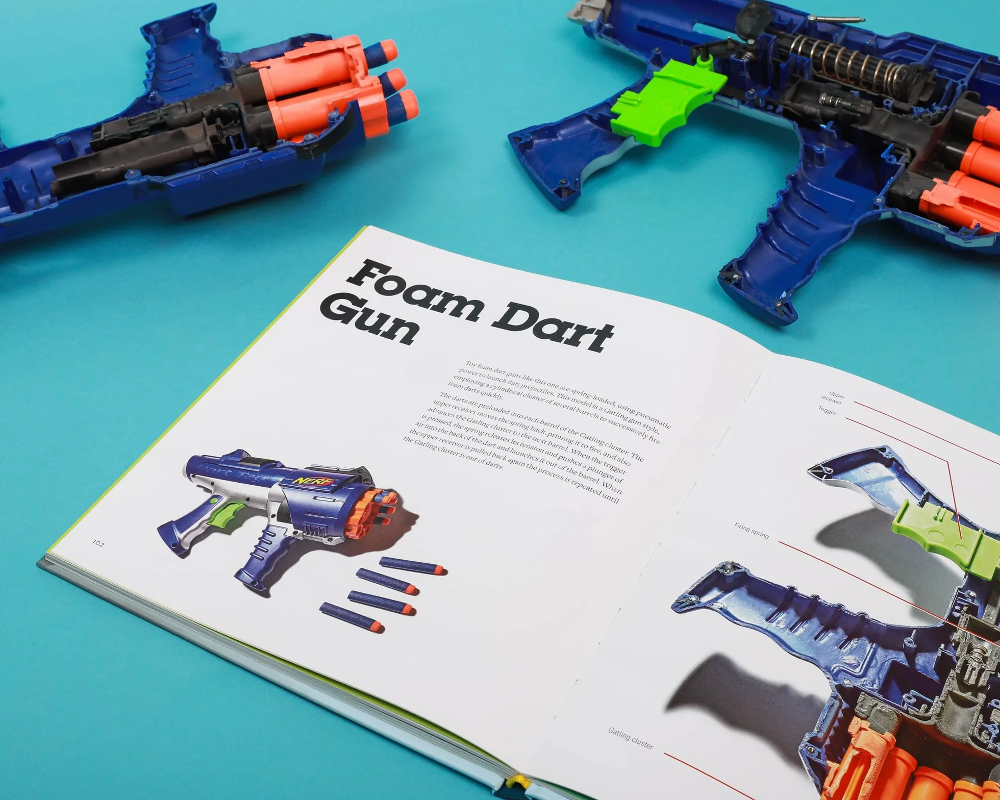 Cut in Half: The Hidden World Inside Everyday Objects (Pop Science and Photography Gift Book, How Things Work Book)