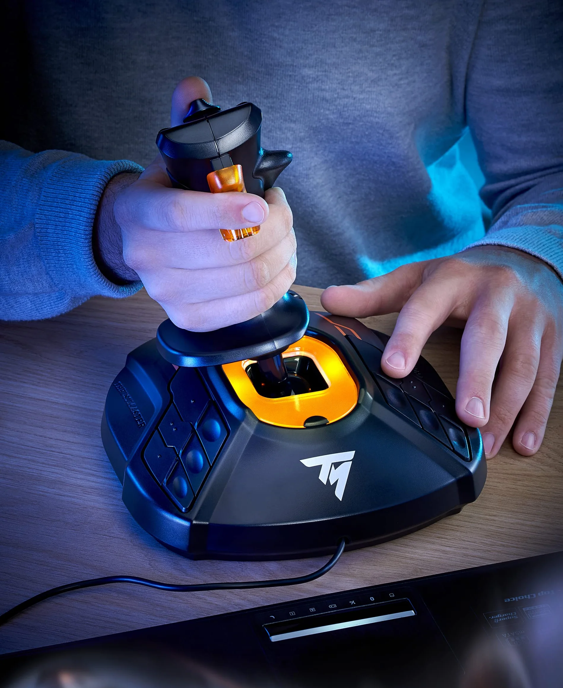 Thrustmaster T16000M FCS - Ambidextralny system sterowania lotem z technologią H.E.A.R.T HallEffect AccuRate dla PC