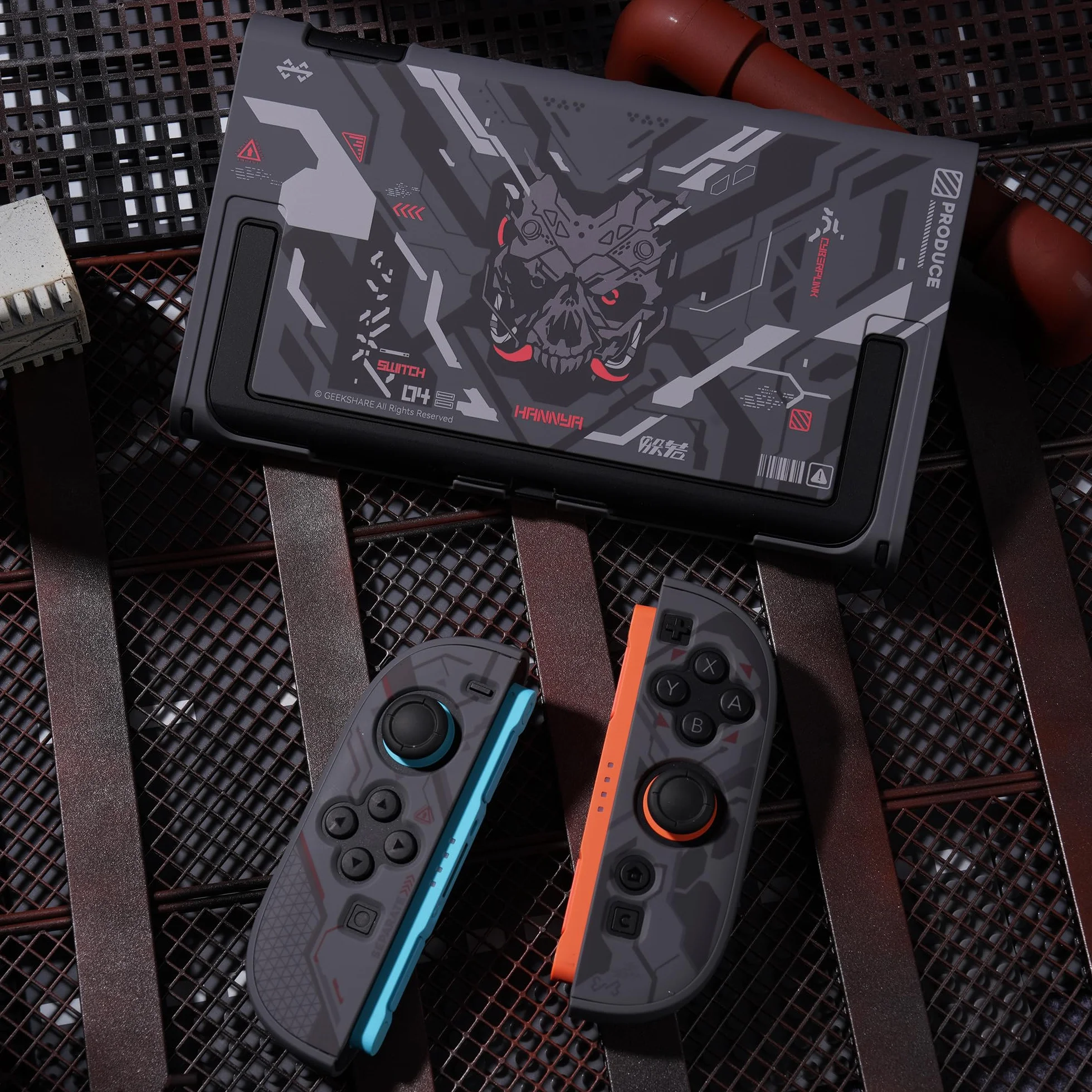 GeekShare Etui ochronne kompatybilne z Switch 2, dokowane etui z kreskówki kompatybilne z Switch 2, odporne na zarysowania i uderzenia wzornictwo – Cyber-Mech