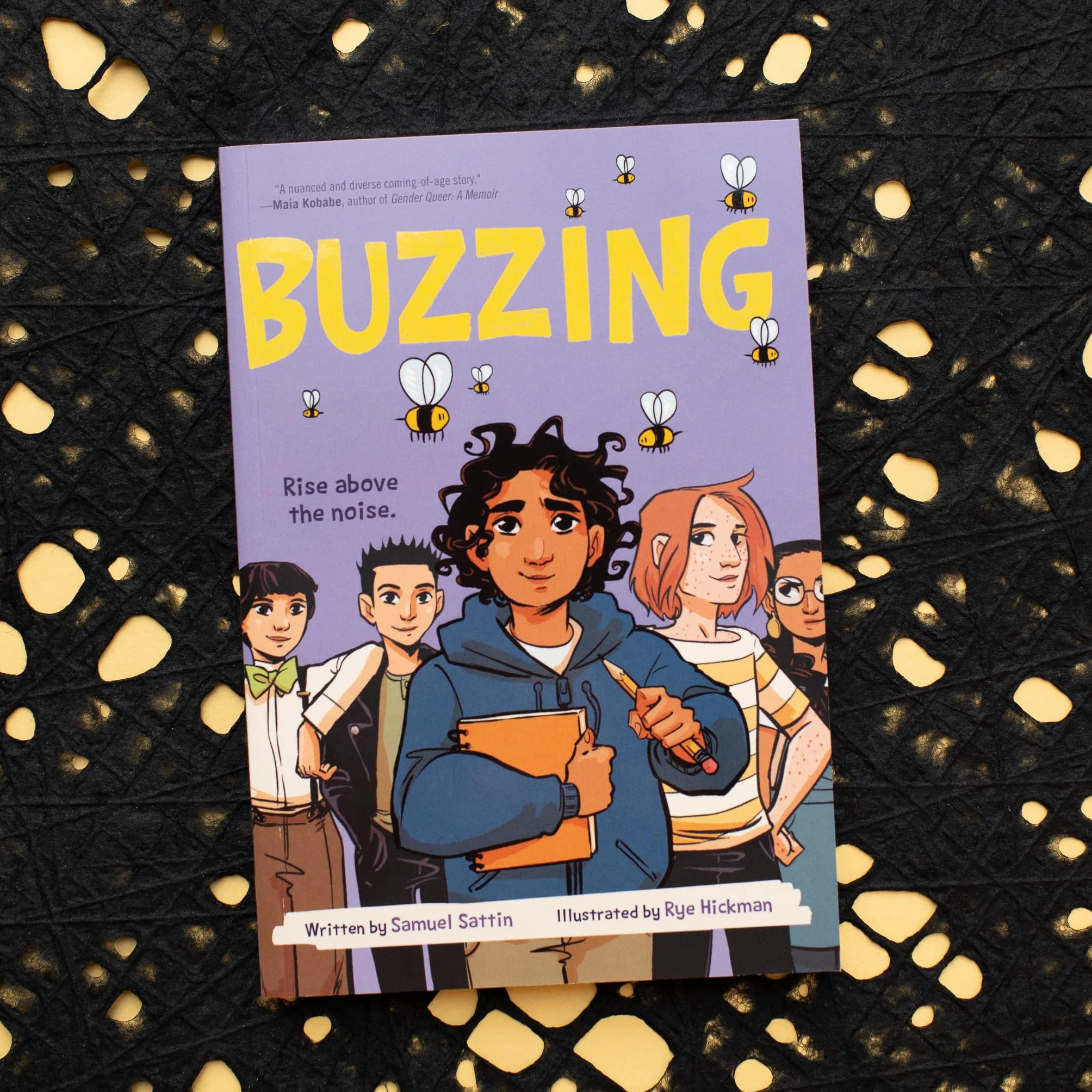 Buzzing (a Graphic Novel)