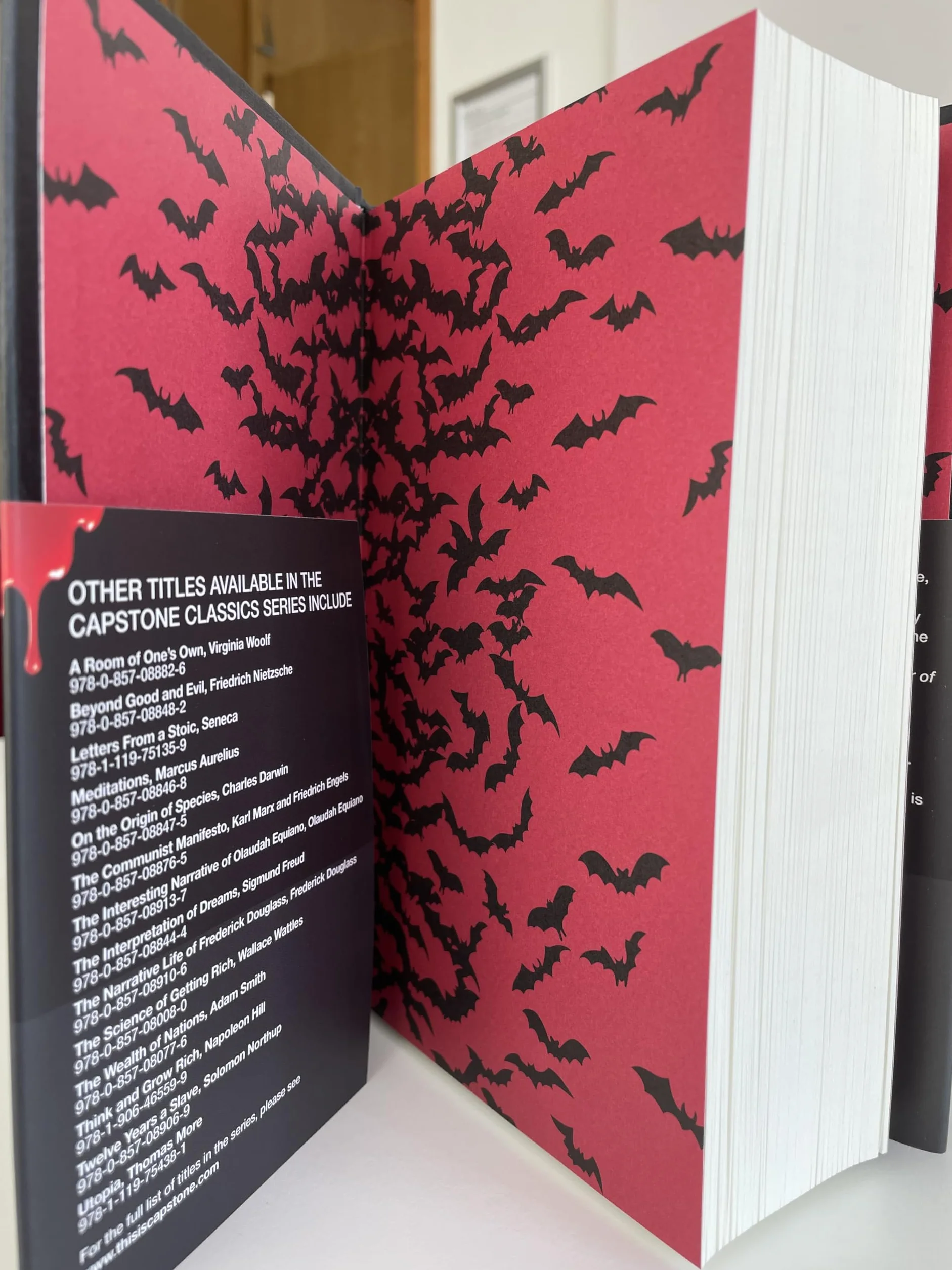 Dracula: The Gothic Classic