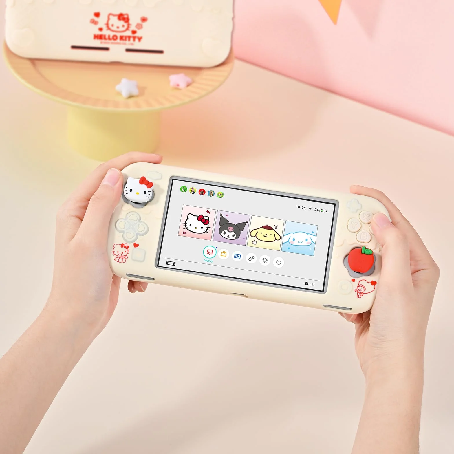Kuitmor Etui ochronne do Switch Lite, Miękka Silikonowa Osłona, Zabezpieczenie przed Zarysowaniami z 2 Nakładkami na Drążki - Kremowy Biały