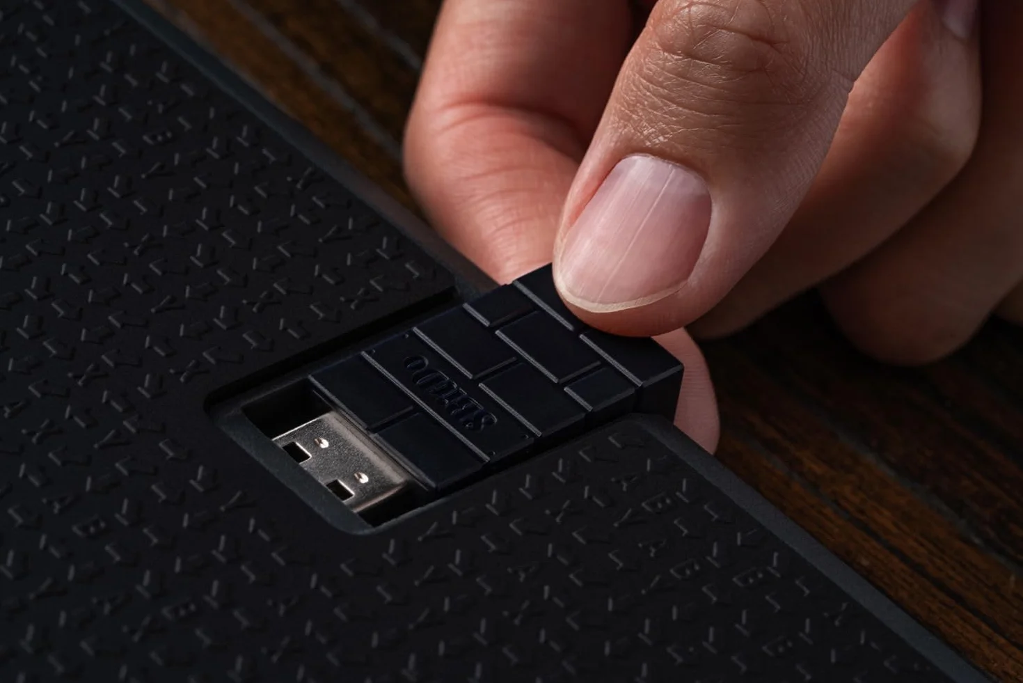 8BitDo All-Button Arcade Controller do Switch/Switch 2 i Windows - Bluetooth, 2,4 G, łączność przewodowa, niskoprofilowe przełączniki mechaniczne, 4 programowalne przyciski, płytka drukowana z
